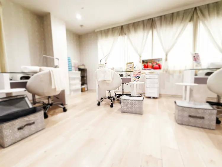 ネイルサロンベルフルールの内観・外観1