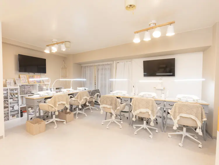 COCO NAILの内観・外観2