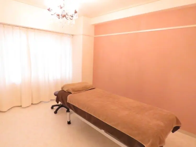 札幌セルフホワイトニング・ビューティーサロンRadianceの内観・外観2