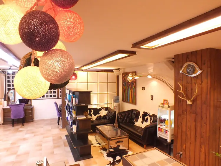 HAIR DESIGNERS CREW dolphin　【ヘアーデザイナーズクルードルフィン】の内観・外観1