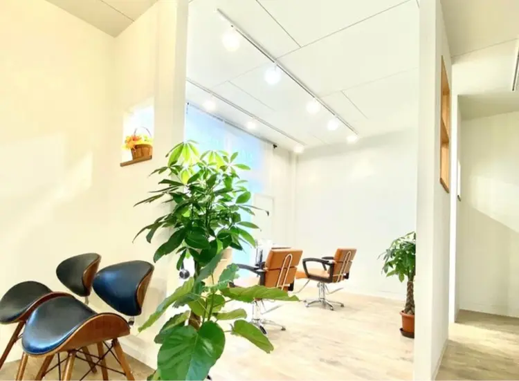 gyfu& hair design 甲府店の内観・外観2