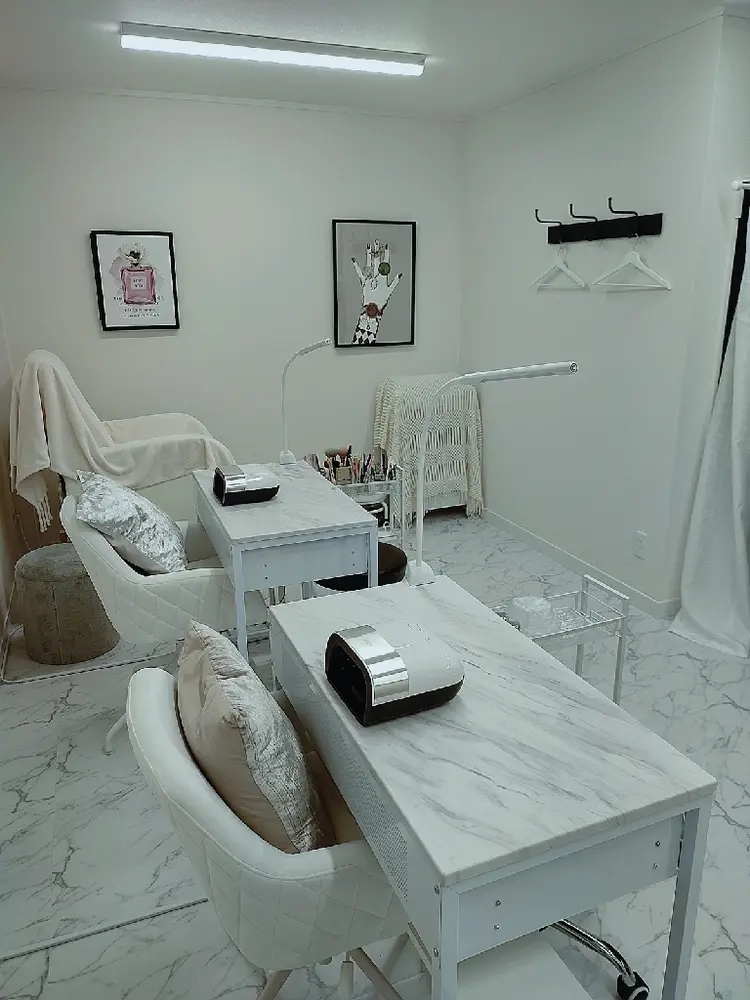 RUNWAYの内観・外観1