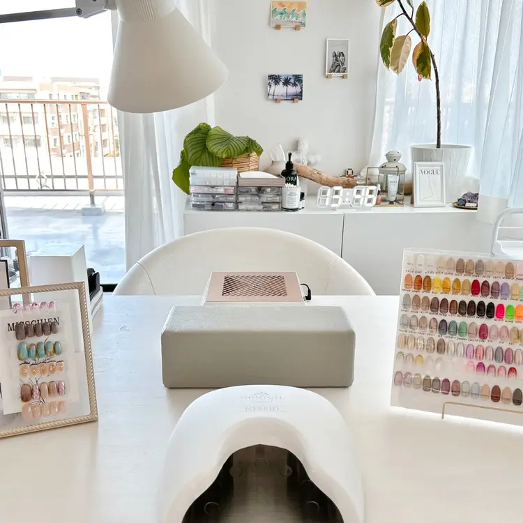 Kai  nailの内観・外観1