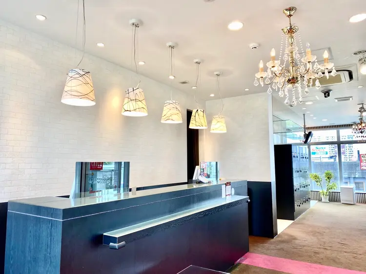 HAIR & MAKE EARTH 盛岡南店の内観・外観2