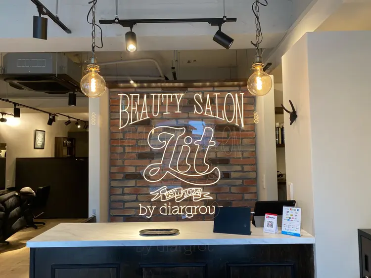 Litの内観・外観1