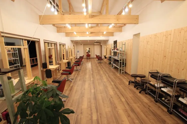 hair garden rold nonoichi (ヘアガーデンロルド　野々市店）の内観・外観1