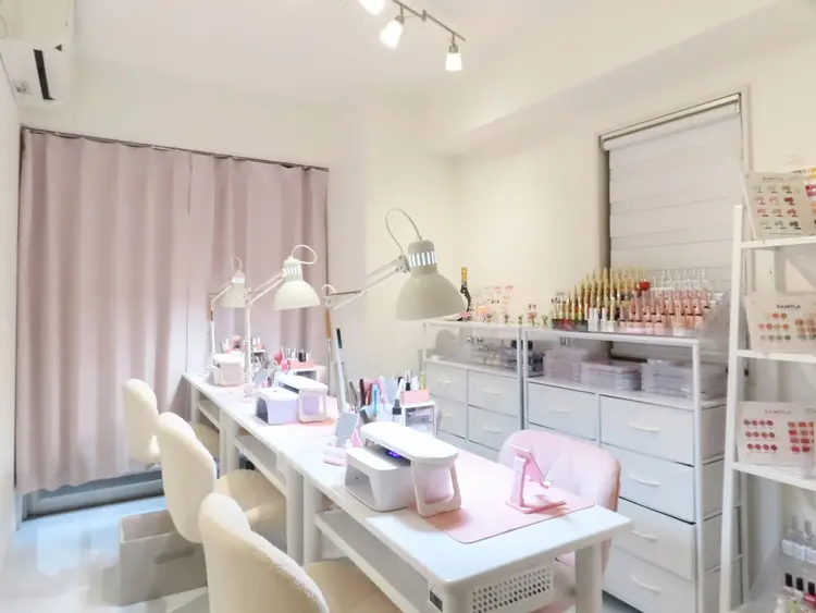 MIHANA NAIL STUDIOの内観・外観2