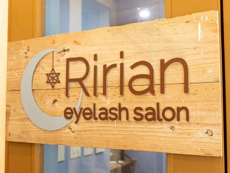 eyelash salon Ririanの内観・外観2