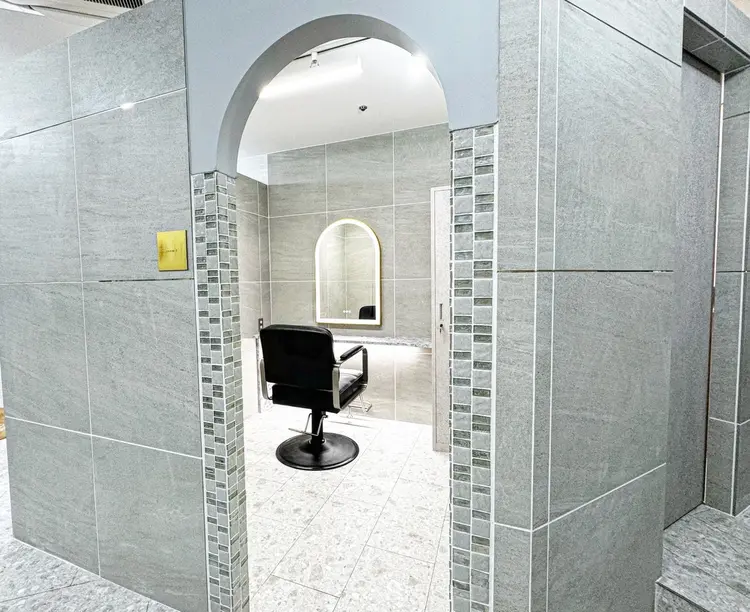 ANGELICA 梅田店の内観・外観1