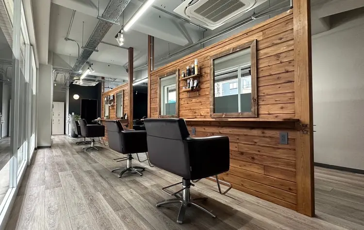 Shutterの内観・外観3