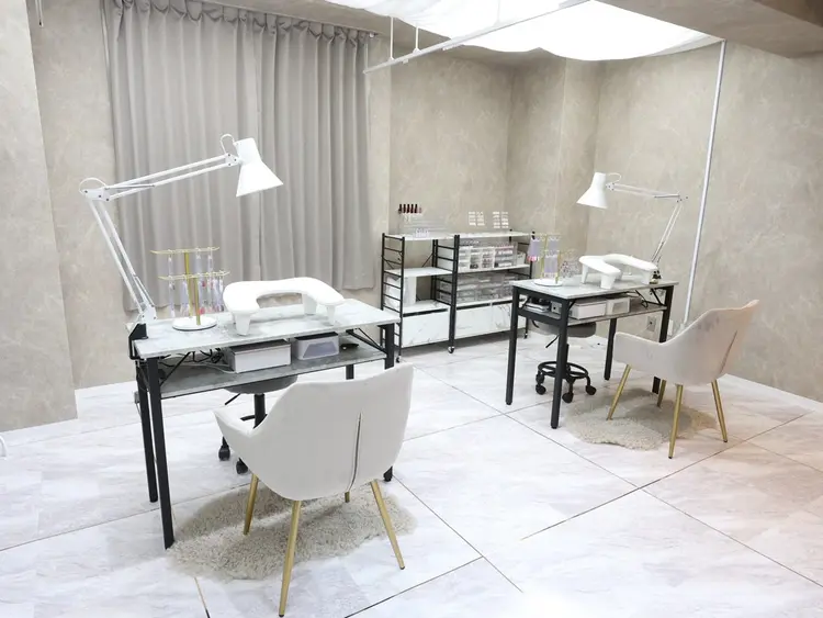 Re:make nailsalonの内観・外観2