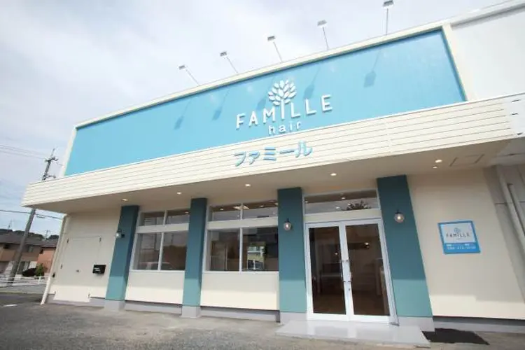 ファミールヘアの内観・外観1