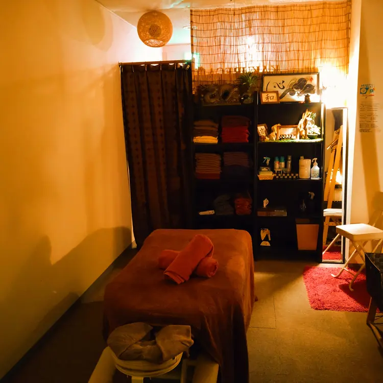 リラクゼーションルーム　かくれ家の内観・外観3