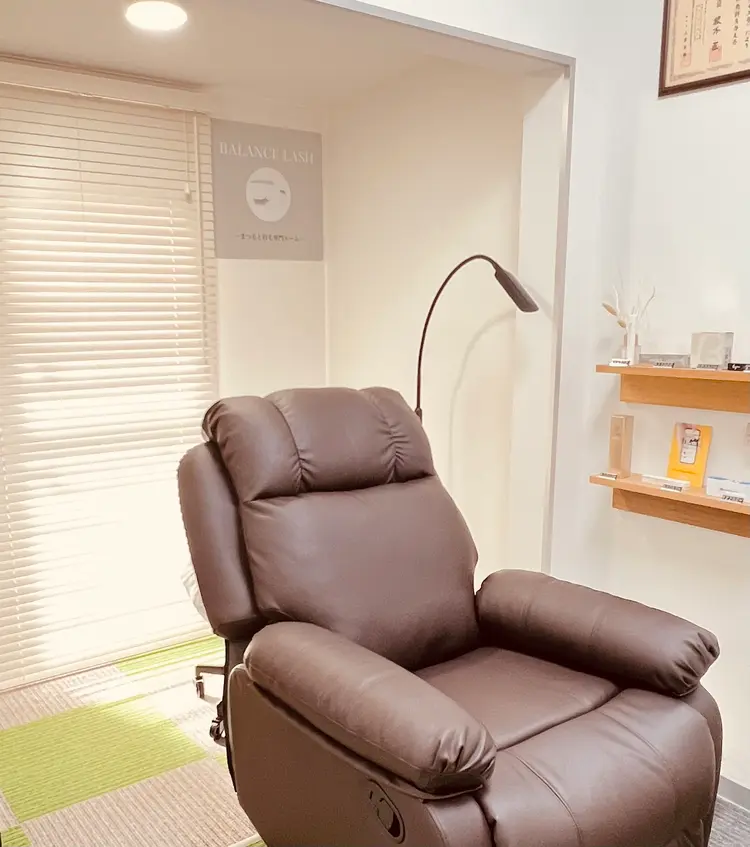 髪ふ〜せん/BALANCE LASHの内観・外観1