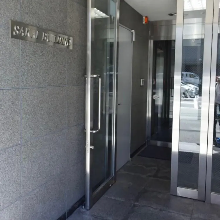 CHAINON西梅田店の内観・外観1