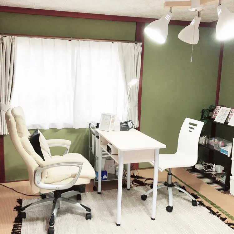 nailsalon   CheeNeの内観・外観1
