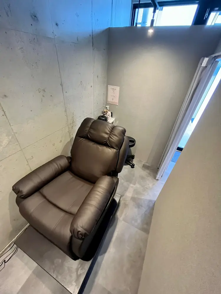 アイブロウ Rain 宮崎駅東店の内観・外観3