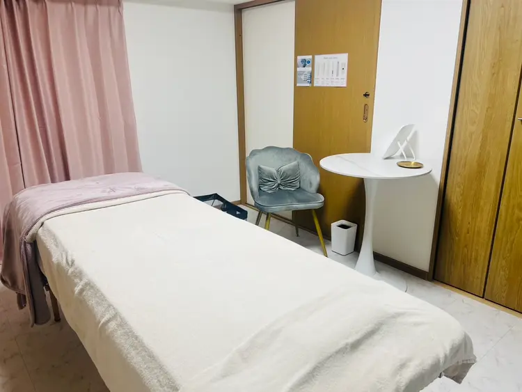 ［韓国肌管理］毛穴洗浄×水光ピーリング専門店　White labo梅田茶屋町の内観・外観2