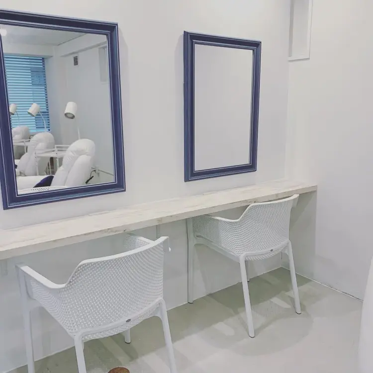 まつげパーマ / パリジェンヌ / 眉毛 / アイブロウ MARIE TERESIA 広島八丁堀の内観・外観1