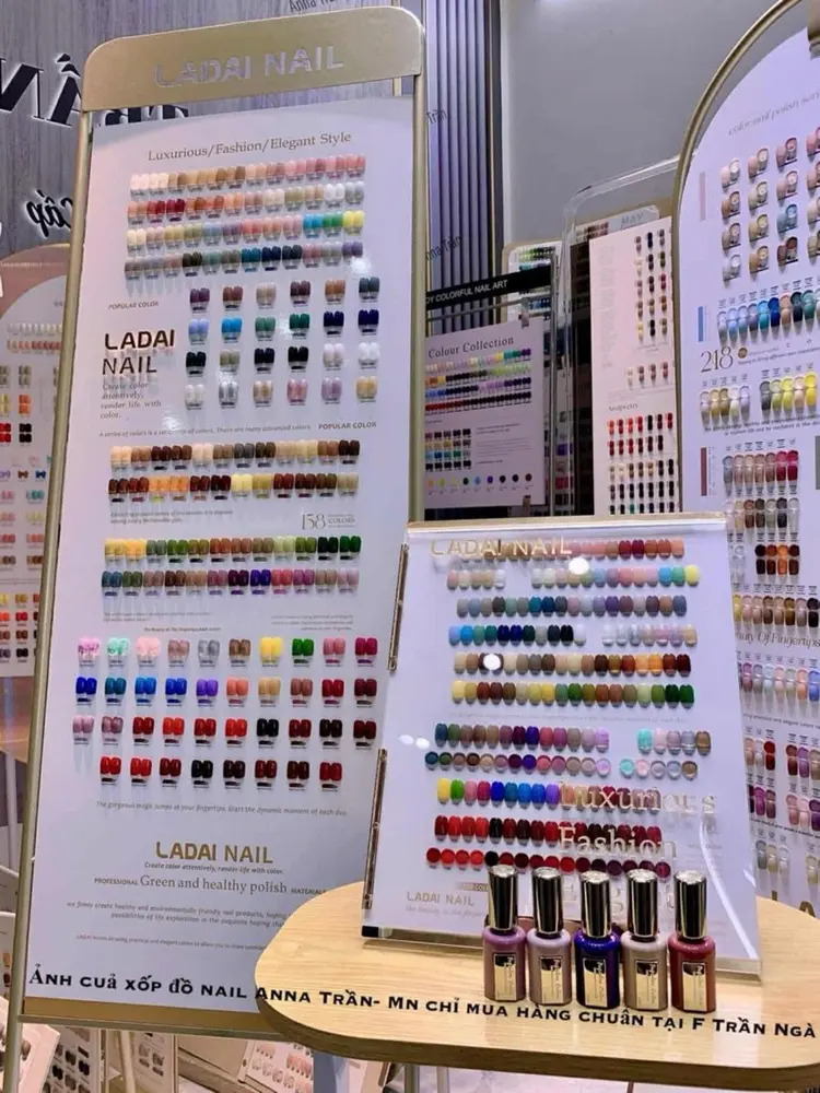 AME NAIL STUDIO 小山店の内観・外観3