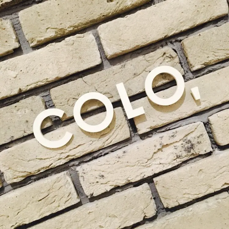 COLOの内観・外観1