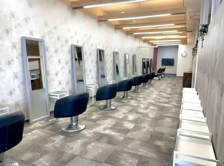 HAIR MAKE FEEL lua店の内観・外観1