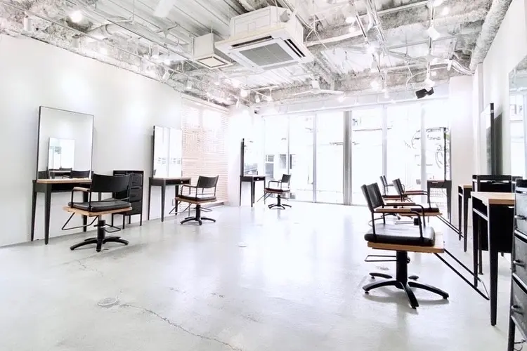 KILLA annexの内観・外観1