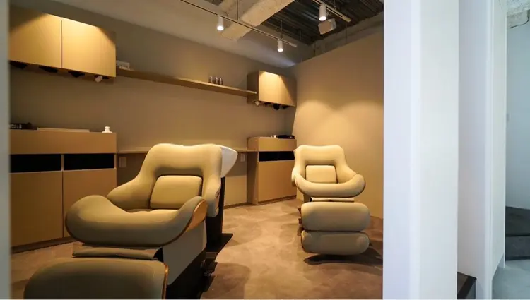 髪質改善サロン LABO Tokyo 池袋店の内観・外観3