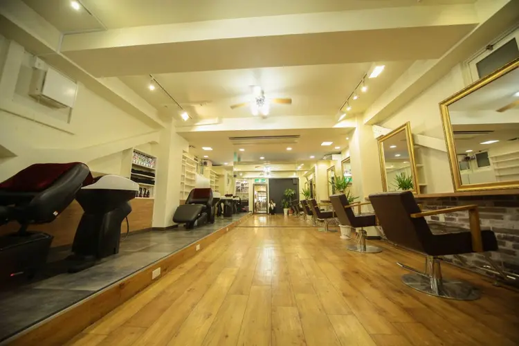 CLAVIS PRATINOの内観・外観1