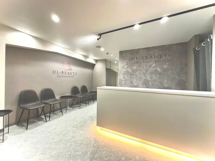 DL・BEAUTY天神春吉店の内観・外観1