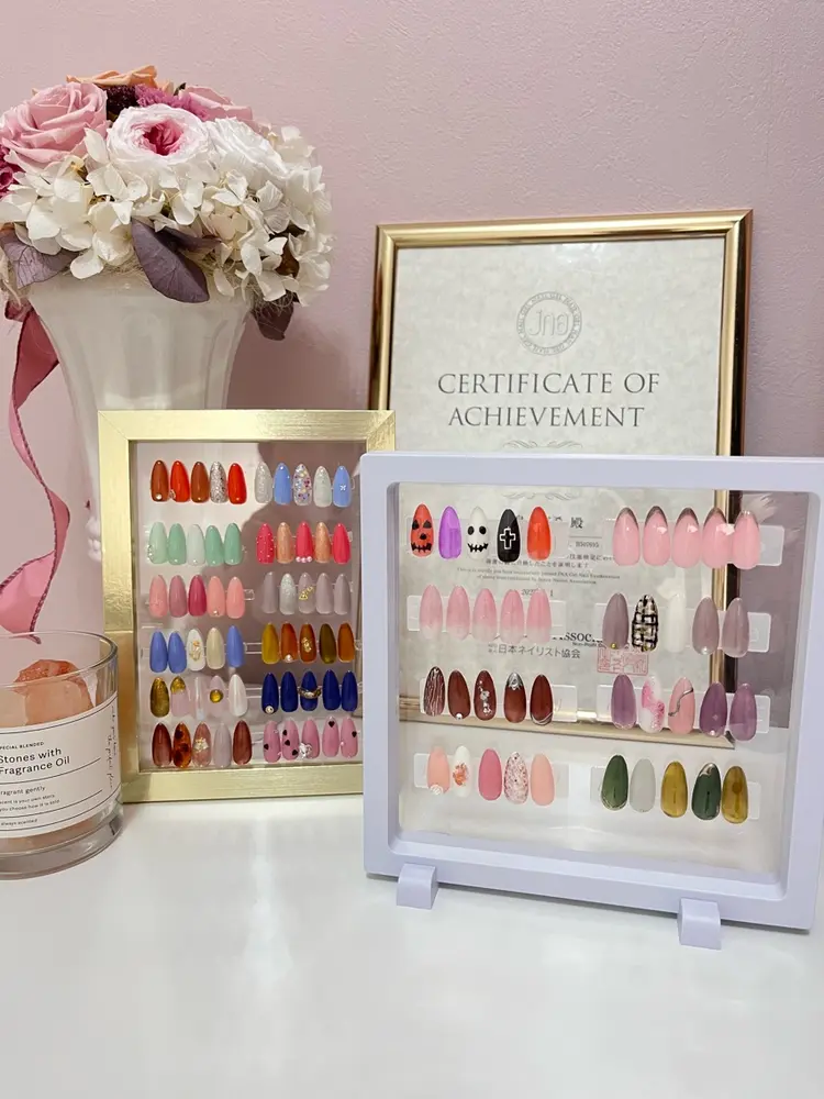 Luxy nailの内観・外観1