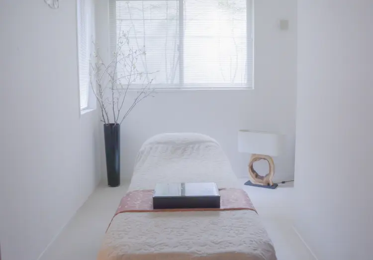 MARUNOUCHI salonの内観・外観1