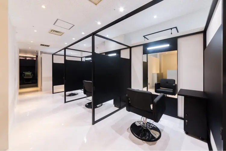 The Ect ilo 髪質改善/白髪ぼかし 江坂駅前店の内観・外観2