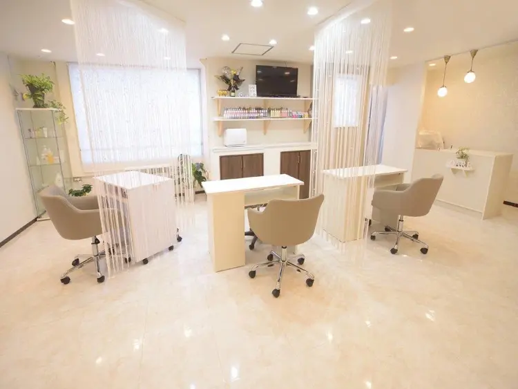 Nailsalon SOAREの内観・外観1