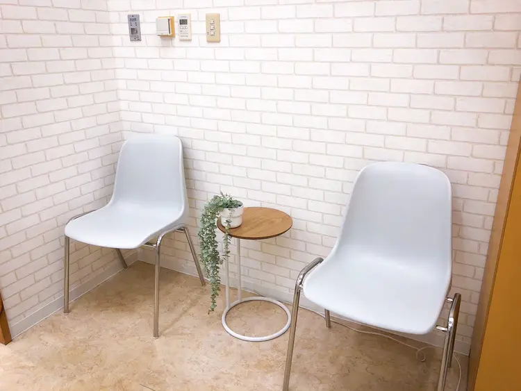 まつげ＆眉毛サロン 綿帽子 ウイングタウン岡崎店の内観・外観2