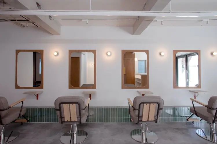 IPPOの内観・外観1