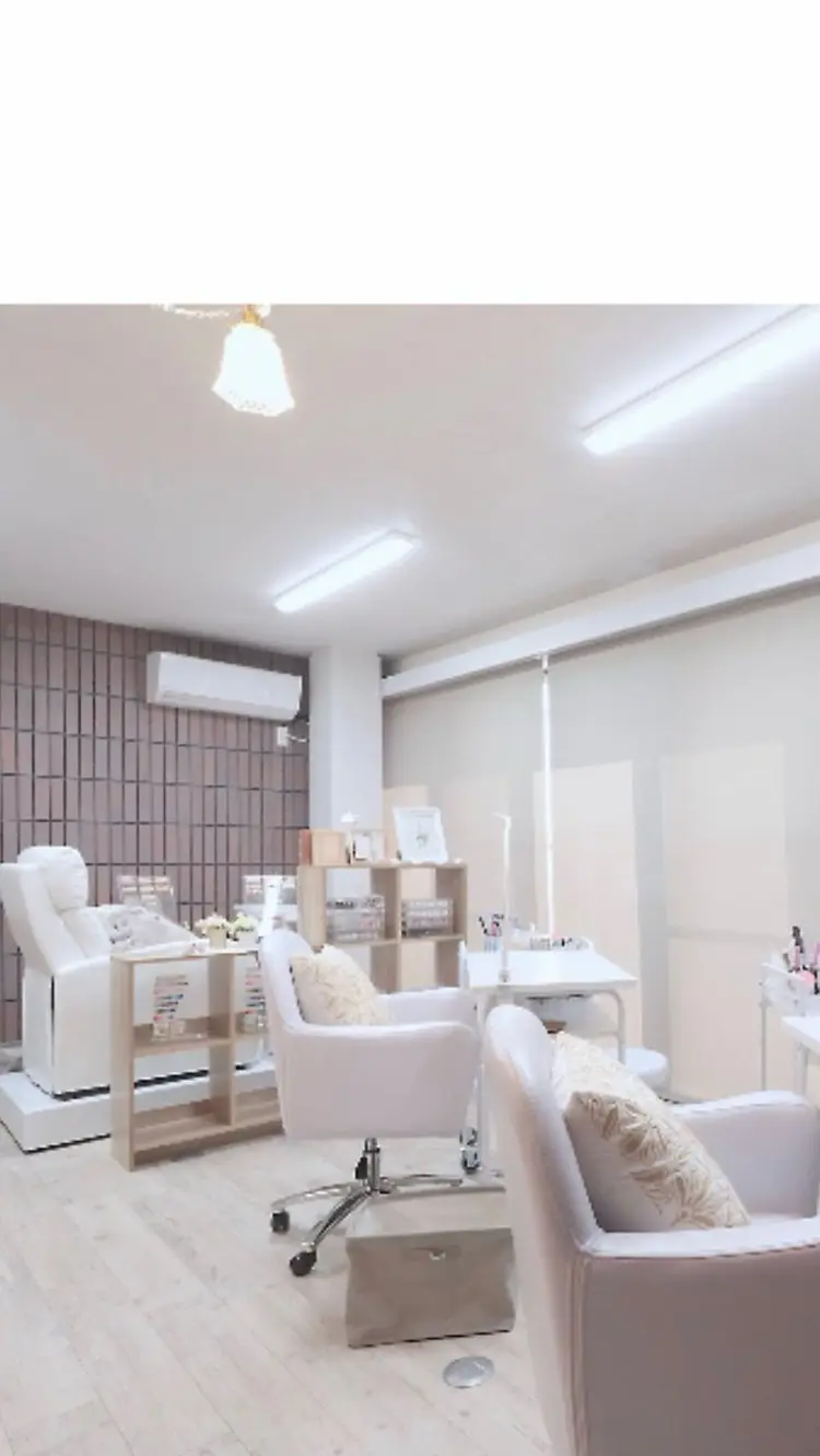nail salon Rucheruの内観・外観2