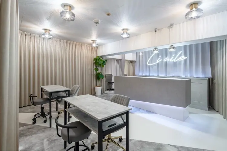 Li aile eye&nailの内観・外観1