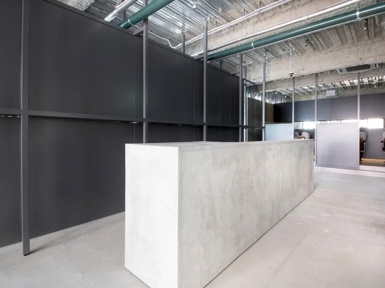 ITbyALBUM八王子店の内観・外観2