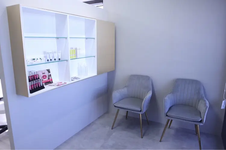 Butterfly 津田沼店の内観・外観2