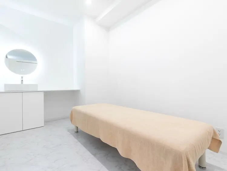 小顔・姿勢・骨盤矯正専門整体 AILE SHIGAの内観・外観2