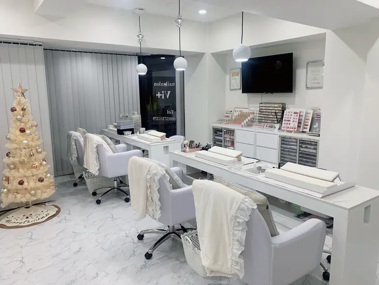 Nailsalon Vi+の内観・外観1