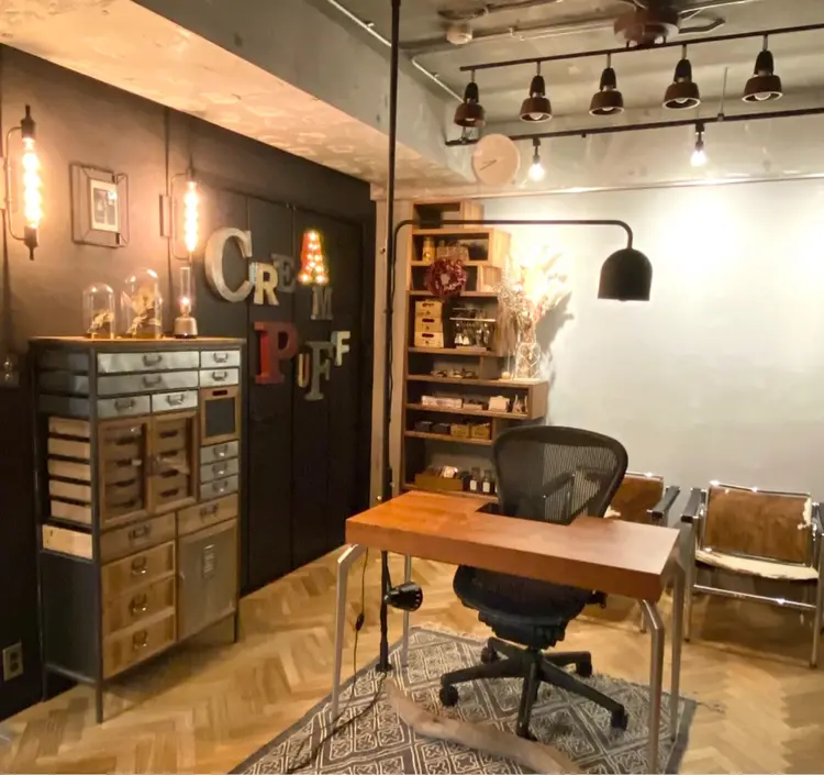 吉祥寺ネイルサロンCream Puffの内観・外観1