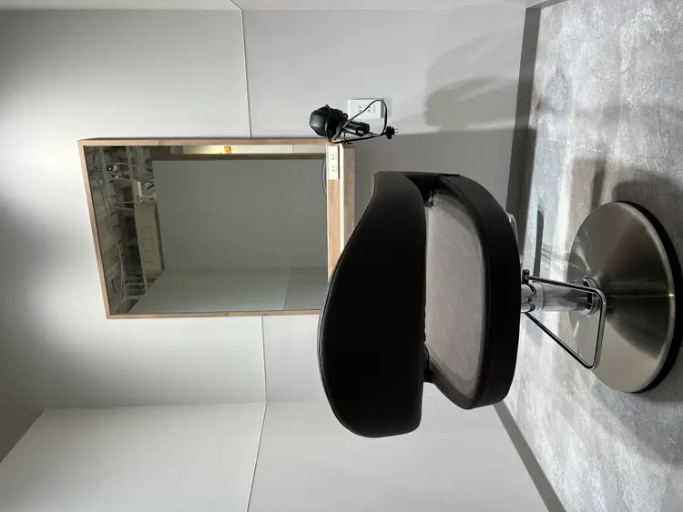 SALOWIN(サロウィン)三宮店の内観・外観3