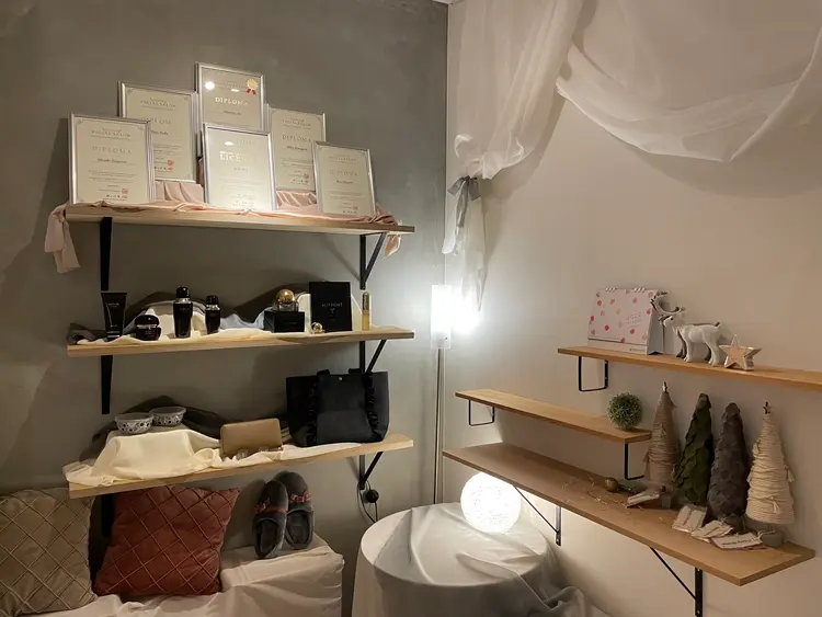 メナードフェイシャルサロン豊田浄水店の内観・外観2