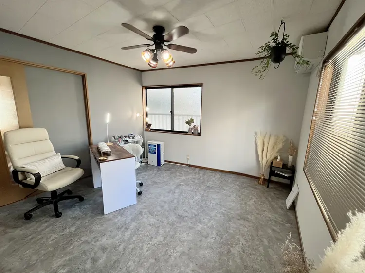 nailsalon_maluri_の内観・外観2