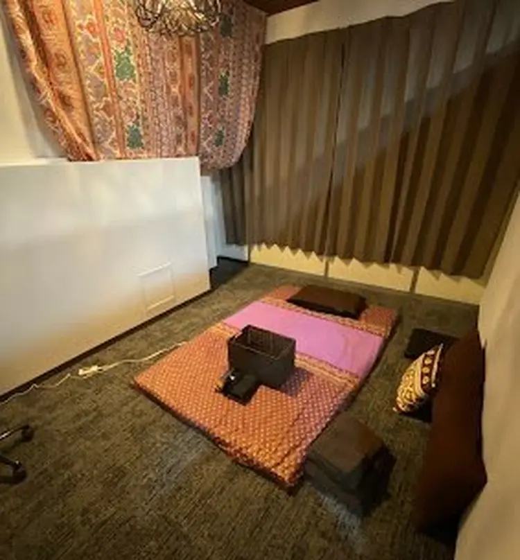 ラダシア岸根公園店の画像