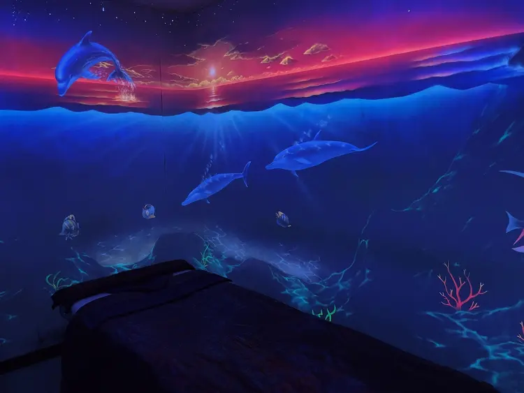 セラピエール京橋店の内観・外観1