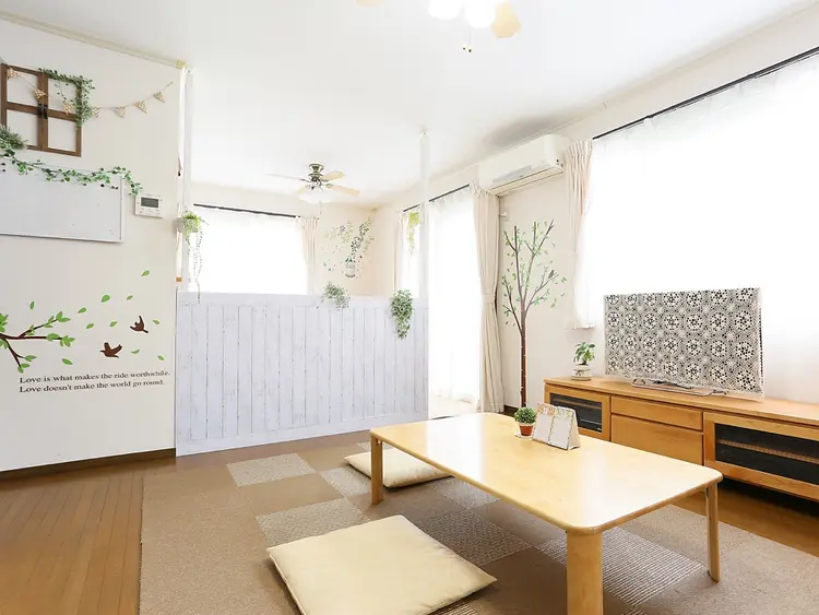 小顔矯正サロン　プリュムレーヴの内観・外観2