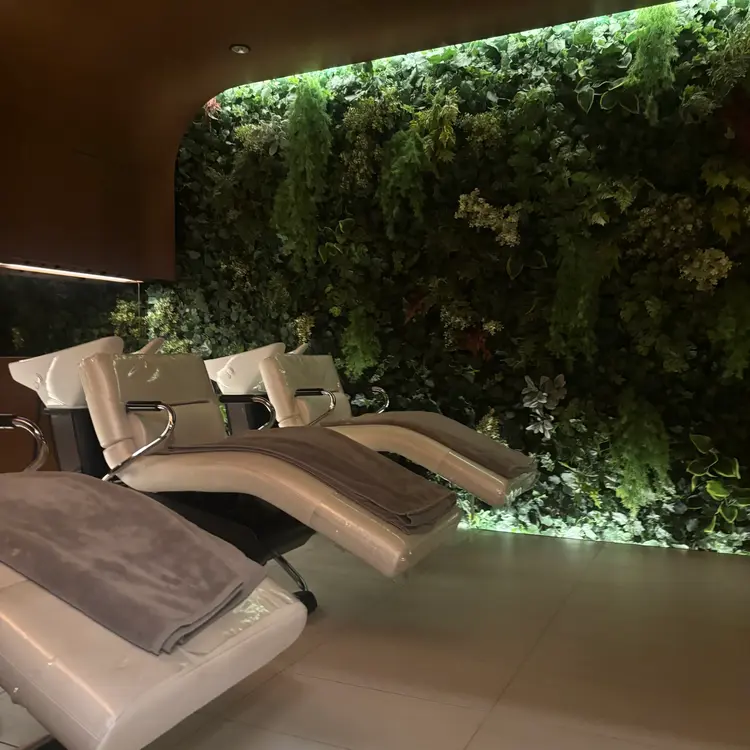 COM'S LibLiの内観・外観2